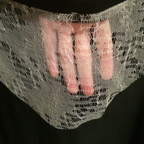 ❤️Elizabeth & James Silk Top - Picture 4 of 4