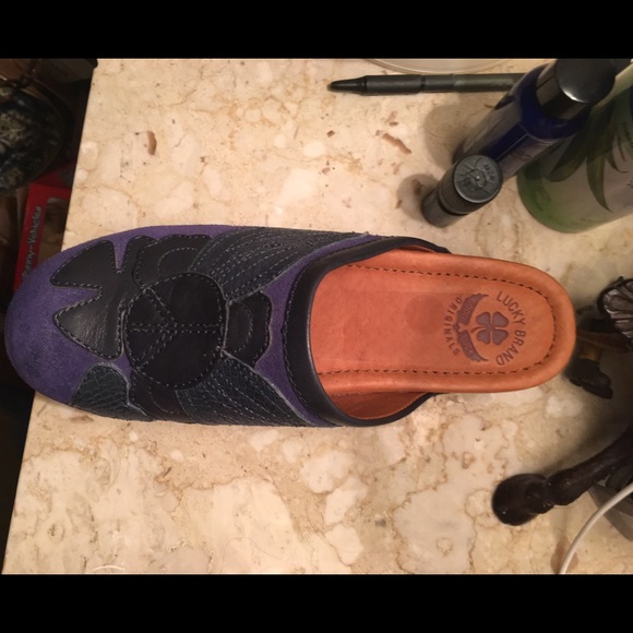 Lucky brand clog worn once! Absolutely gorgeous