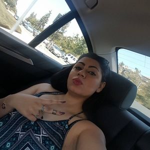 Meet your Posher, Mitra