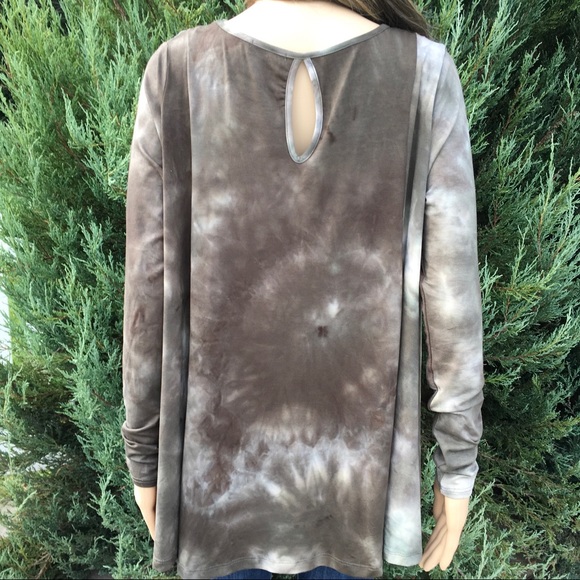 Tie-Dye Tunic - Picture 6 of 8