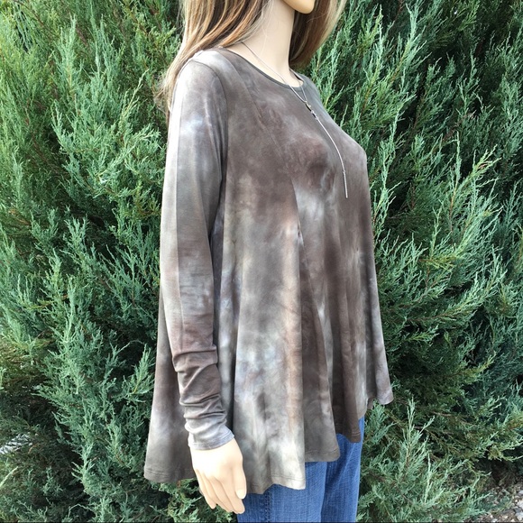 Tie-Dye Tunic - Picture 7 of 8