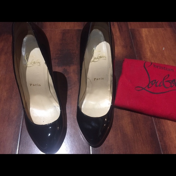 STUNNING Christian Louboutin pumps + travel bag 👠 - Picture 2 of 5