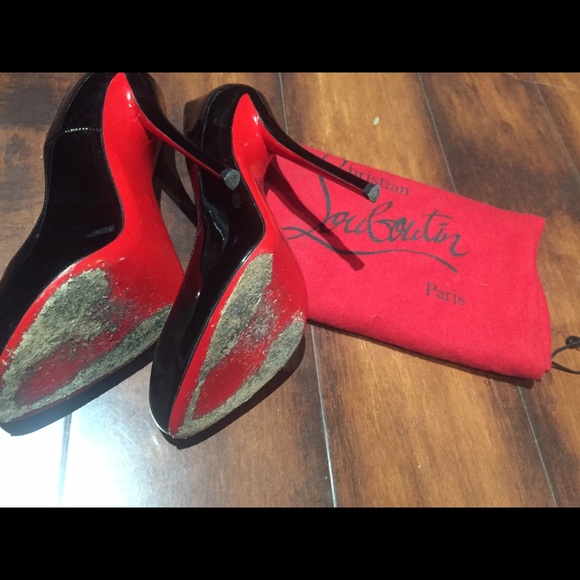 STUNNING Christian Louboutin pumps + travel bag 👠 - Picture 3 of 5