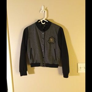 ❄️Winter Must have❄️Forever21 Bomber Jacket