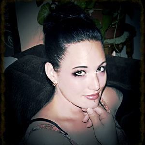 Meet your Posher, Michaela