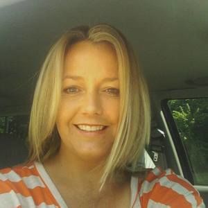 Meet your Posher, Angie