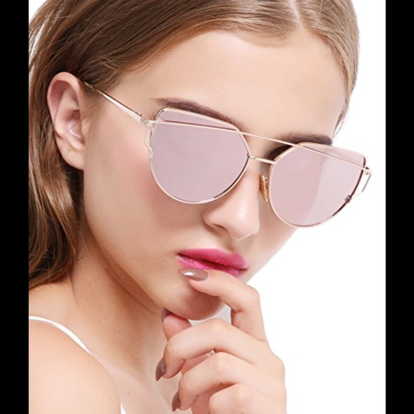 ?Red &Black Mirrored Sunnies ? BNWT ?? - Picture 5 of 8