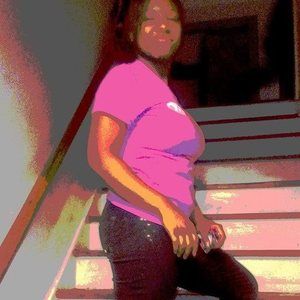 Meet your Posher, Lenita