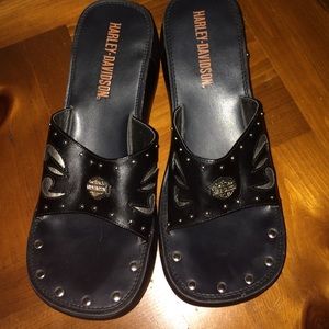 Ladies 9.5 Harley Davidson slide on shoes