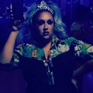 Meet your Posher, Tara shay