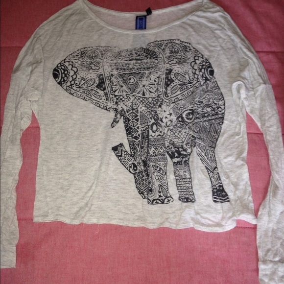 Shirt - Picture 2 of 3