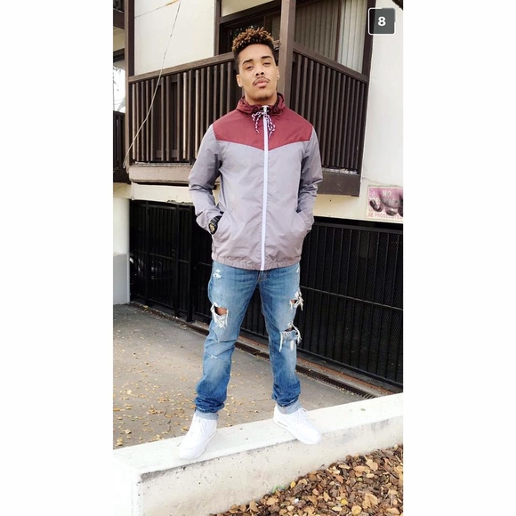 Meet your Posher, Curtis