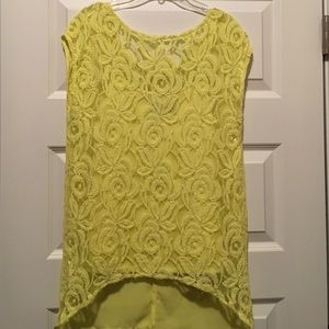 Super cute top size XS Apt 9 brand from Kohls