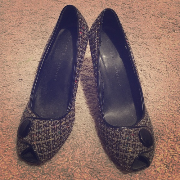 Cute black heels!
