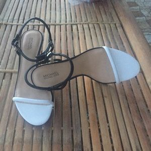 MICHEAL KORS strappy sandal