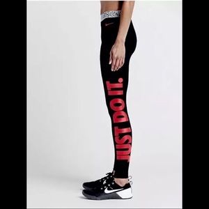 NWT-  Dry fit -"Hyperwarm" Nike leggings- Small