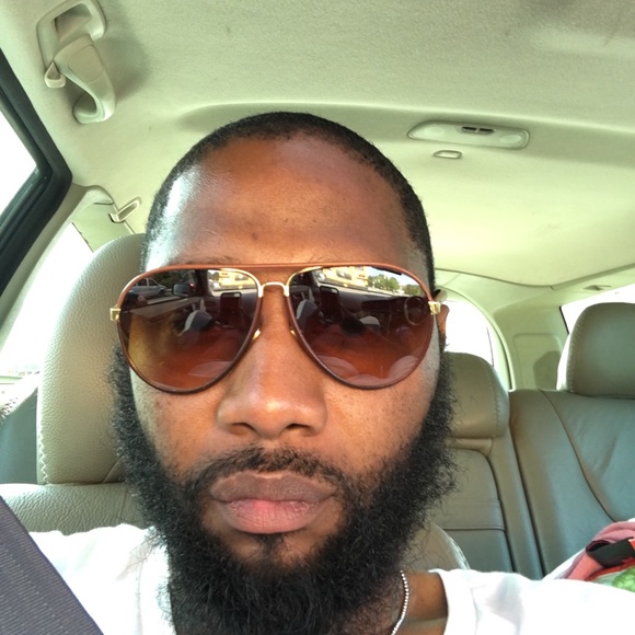 Meet your Posher, Keyvin