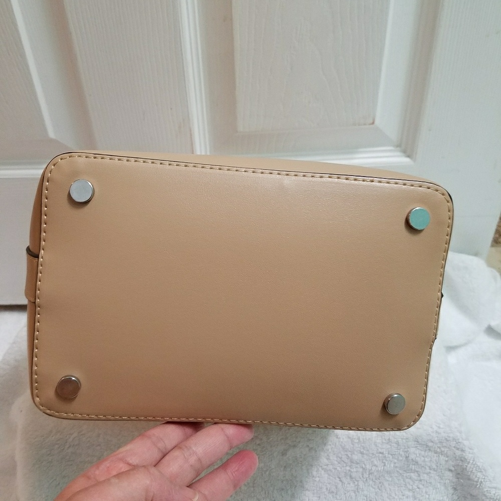 Zara bucket bag (4250) - Picture 7 of 8