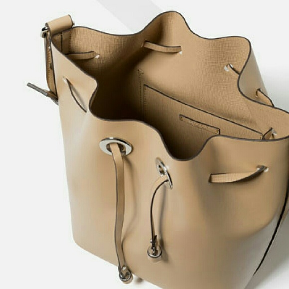 Zara bucket bag (4250) - Picture 3 of 8