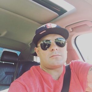 Meet your Posher, Devin