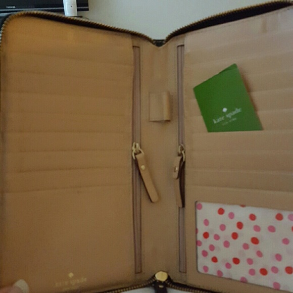 Kate Spade zipper travel wallet