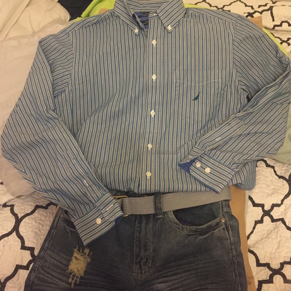 Men's Nautica button up