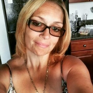 Meet your Posher, Kellie