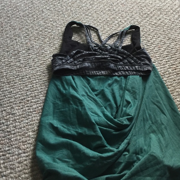 Lululemon tank, open back