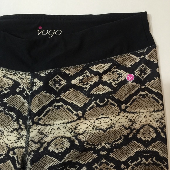 Workout Capris - Picture 2 of 3