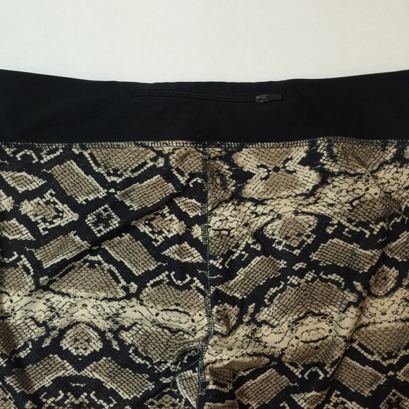 Workout Capris - Picture 3 of 3