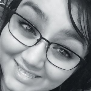 Meet your Posher, Arizel