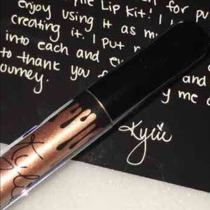 TRADED  Kylie King k metal matte