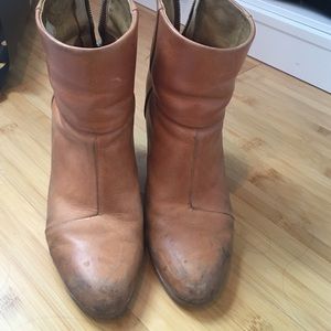 39.5 Rag and Bone Nude Newbury booties