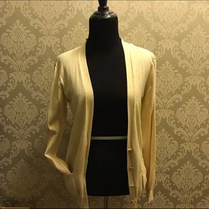 🆕 NWT Long Cream Cardigan