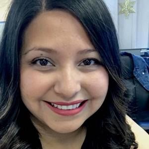 Meet your Posher, Mayra