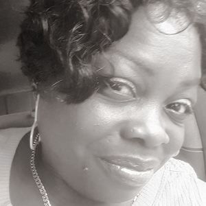 Meet your Posher, Khadijah