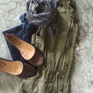 Fsny Zeppa Flat in Bronze