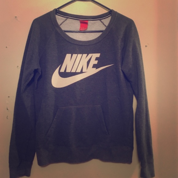 Nike sweatshirt
