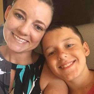 Meet your Posher, Elizabeth