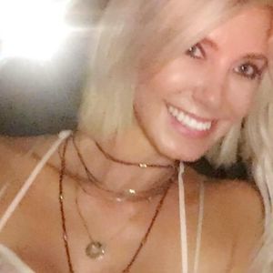 Meet your Posher, Alesha