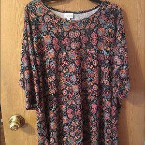 NWOT Lularoe Autumn Colors Irma💚