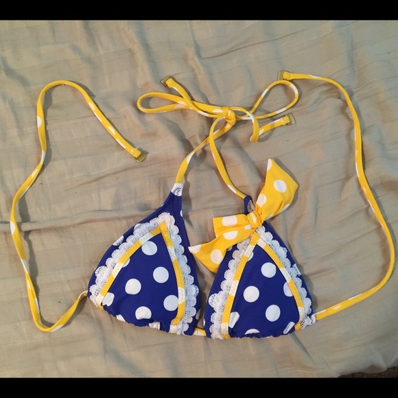 Betsey Johnson Bikini top