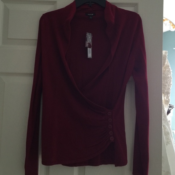 Apt 9 long sleeve wrap around sweater.