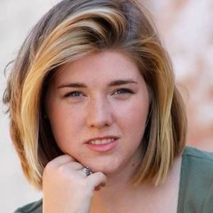 Meet your Posher, Addison