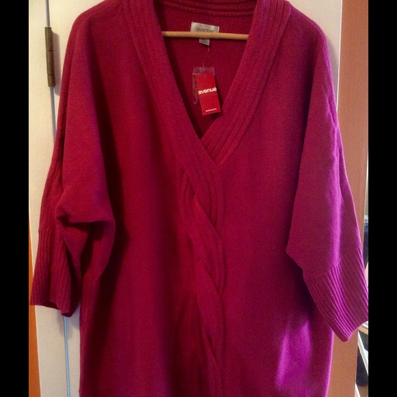 Avenue fuchsia sweater