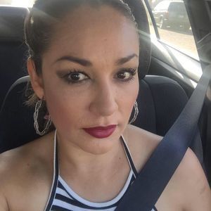 Meet your Posher, Noelia