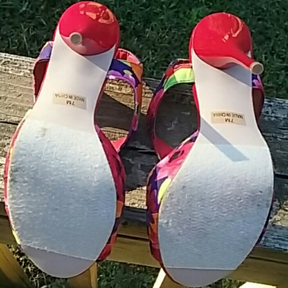 Penny Loves Kenny Heals - Picture 4 of 4