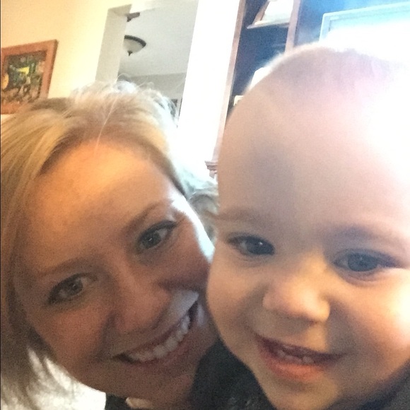 Meet your Posher, Ema