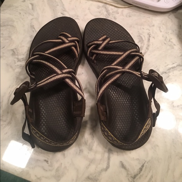 Women's Chacos size 6 in excellent condition!!