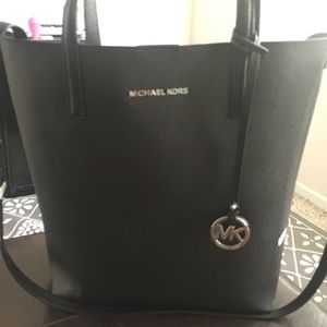 Michael Kors Tote